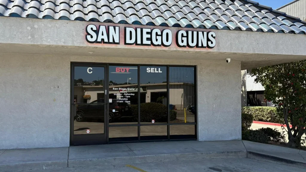 Lanzan campaña en San Diego para frenar la compra de armas destinadas a Tijuana y la frontera