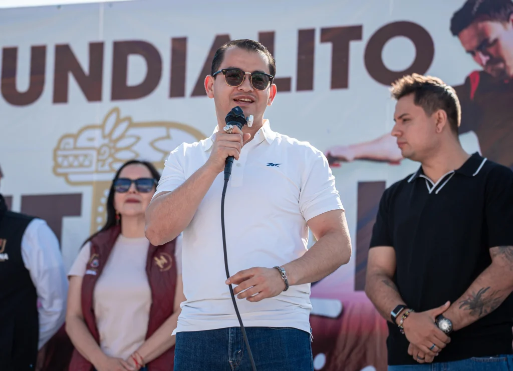 Alcalde acompañó a las infancias 