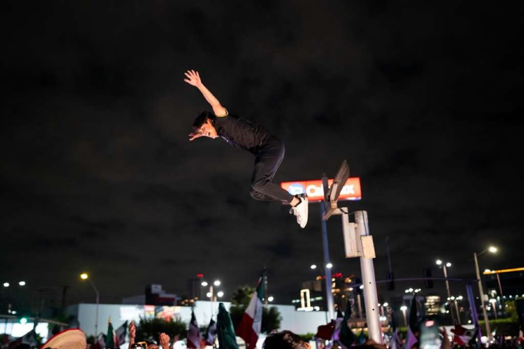 Abarrotan la Glorieta Cuauhtémoc en Tijuana tras triunfo de México en el Mundial 2026