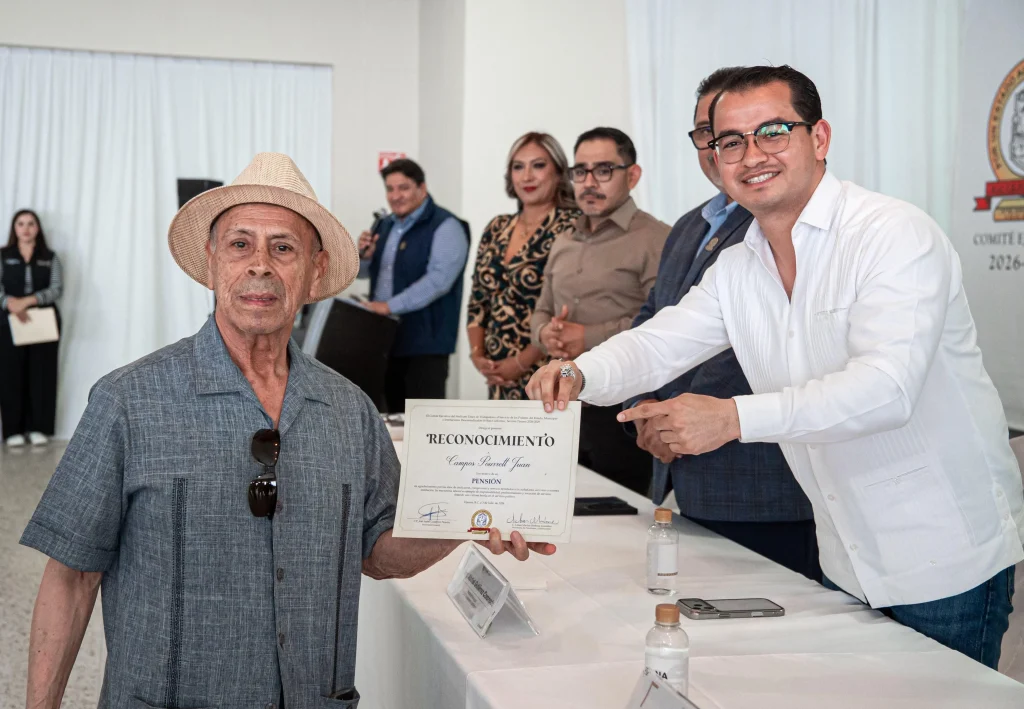 Reconoce Abdiel Gutiérrez trayectoria de 112 jubilados del Sindicato de Burócratas en Tijuana