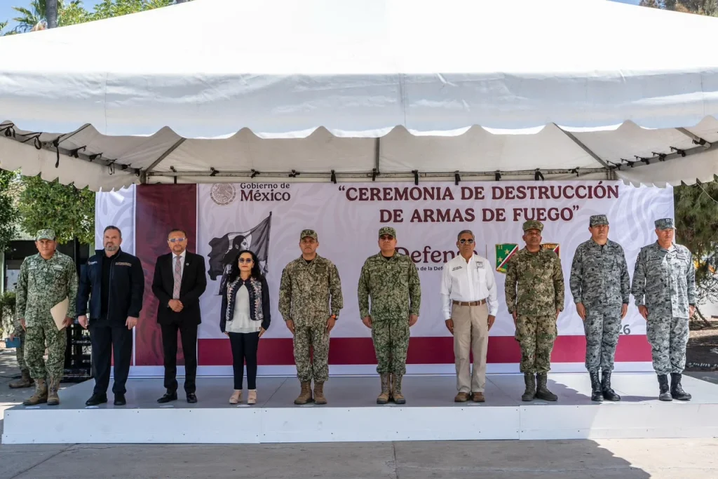ceremonia de destrucción de armas 