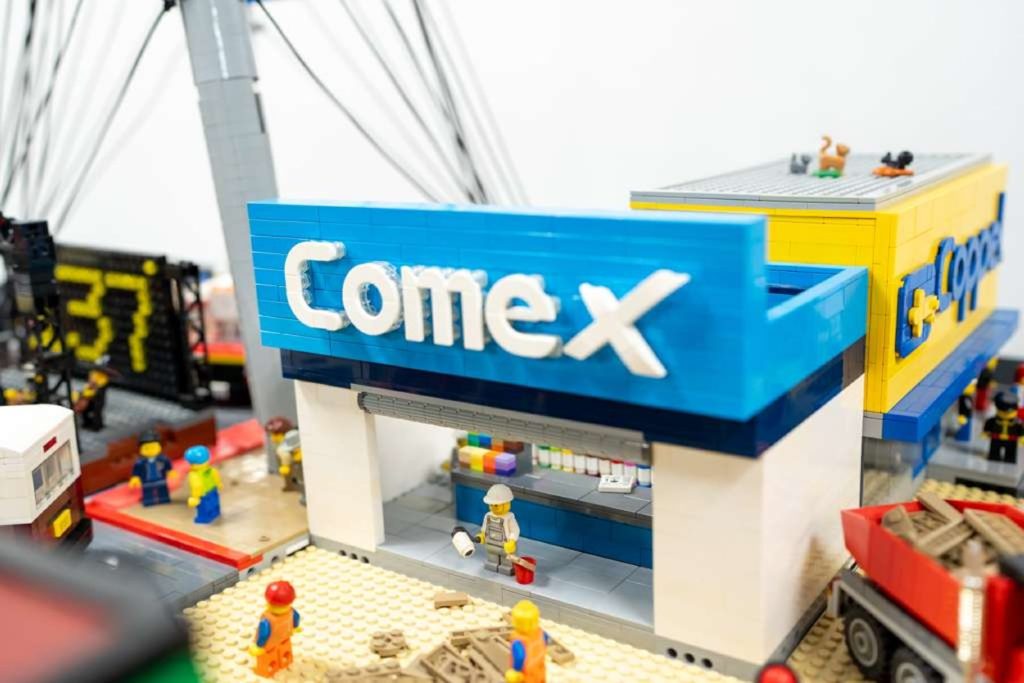 Recrean Tijuana con piezas de LEGO para celebrar el 137 aniversario de la ciudad