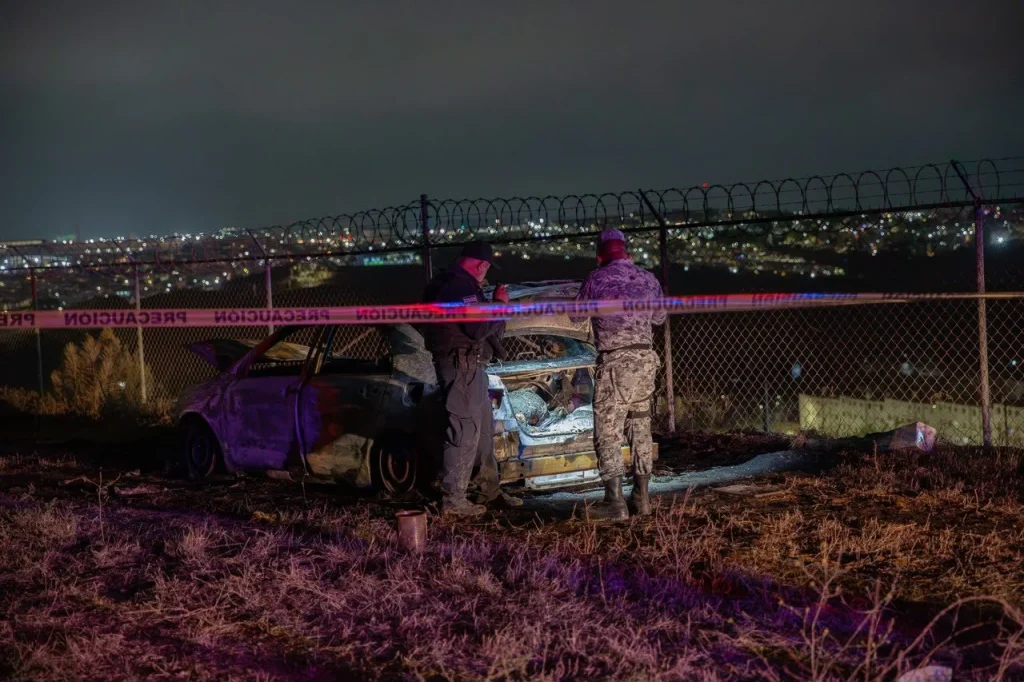 Hallan cuerpos en auto calcinado en Santa Fe; investigan si corresponden a jóvenes desaparecidos