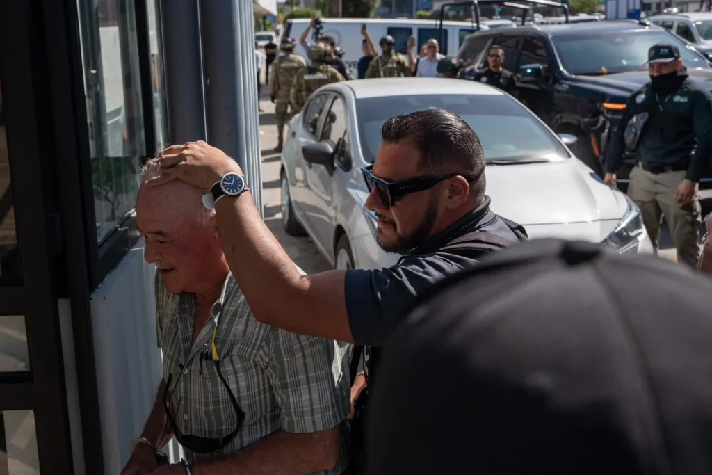 Detienen en Ensenada a Ernesto Ruffo exgobernador de Baja California, por presunto contrabando de combustible