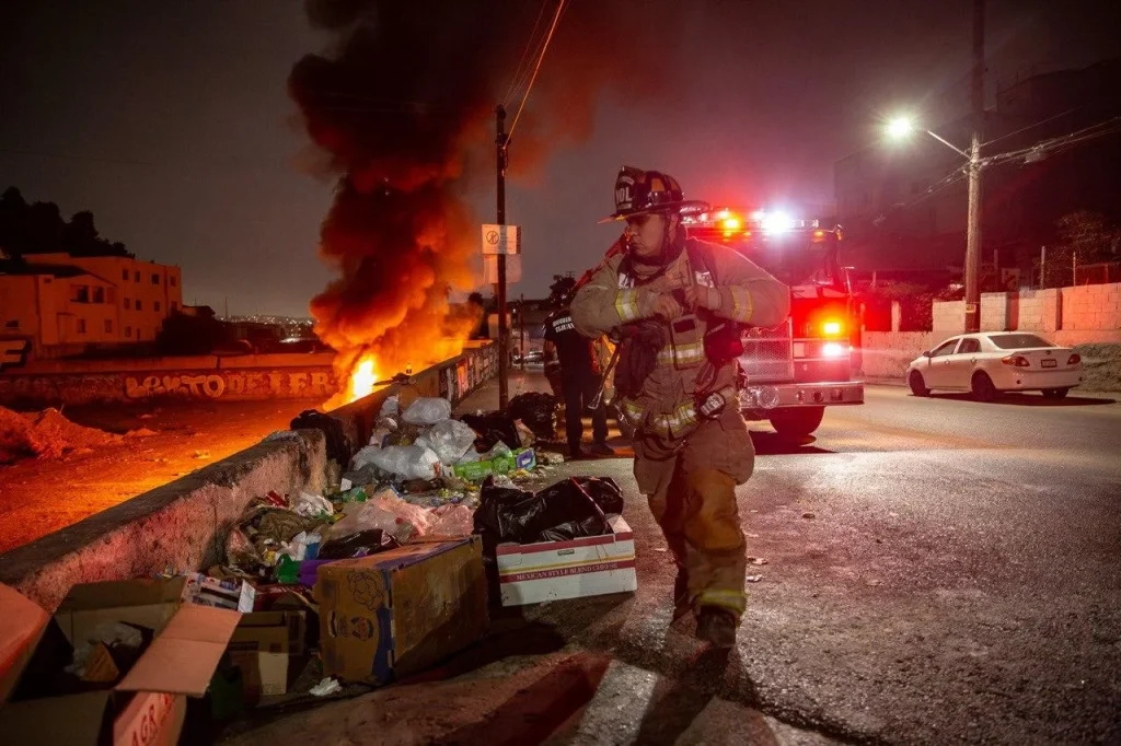 Incendian camioneta en el desarenador del Cañón Johnson en Tijuana
