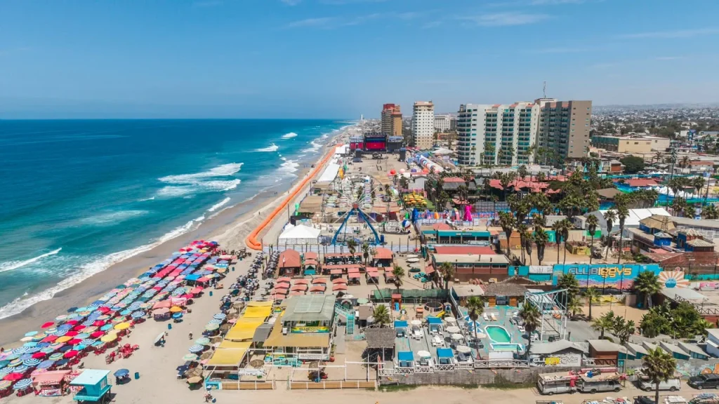 Arranca el Baja Beach Fest 2026 en Playas de Rosarito con miles de asistentes
