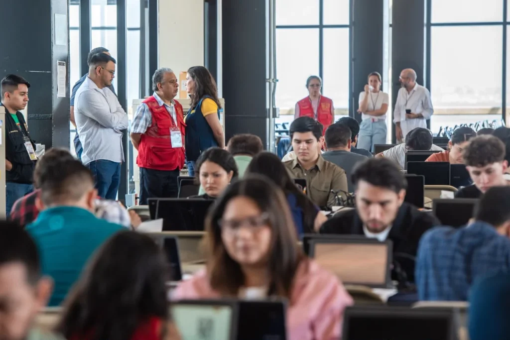 Baja asistencia marca el primer turno del examen presencial de control de la UNAM en Tijuana
