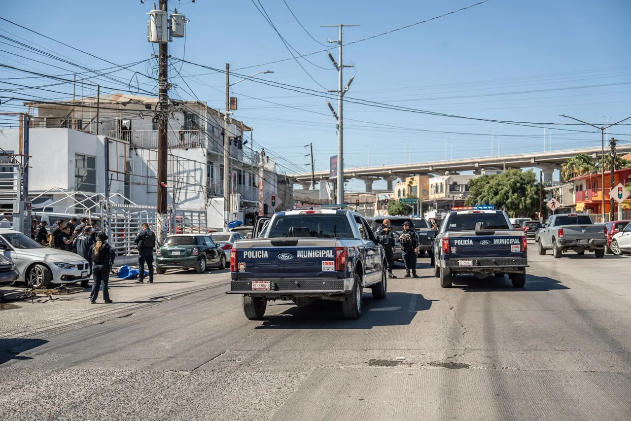 Asesinan a balazos a un hombre en la Zona Centro de Tijuana; hay tres detenidos