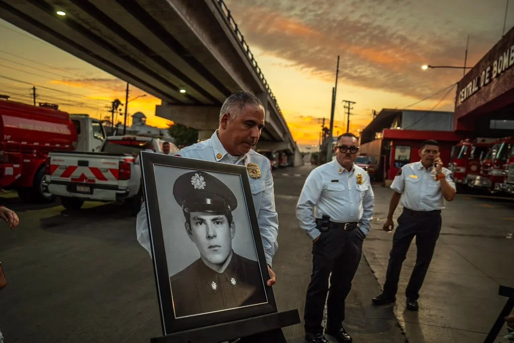 Inscriben a los capitanes Daniel Reynoso y Juan de Dios Romero en el Memorial de Bomberos de Tijuana