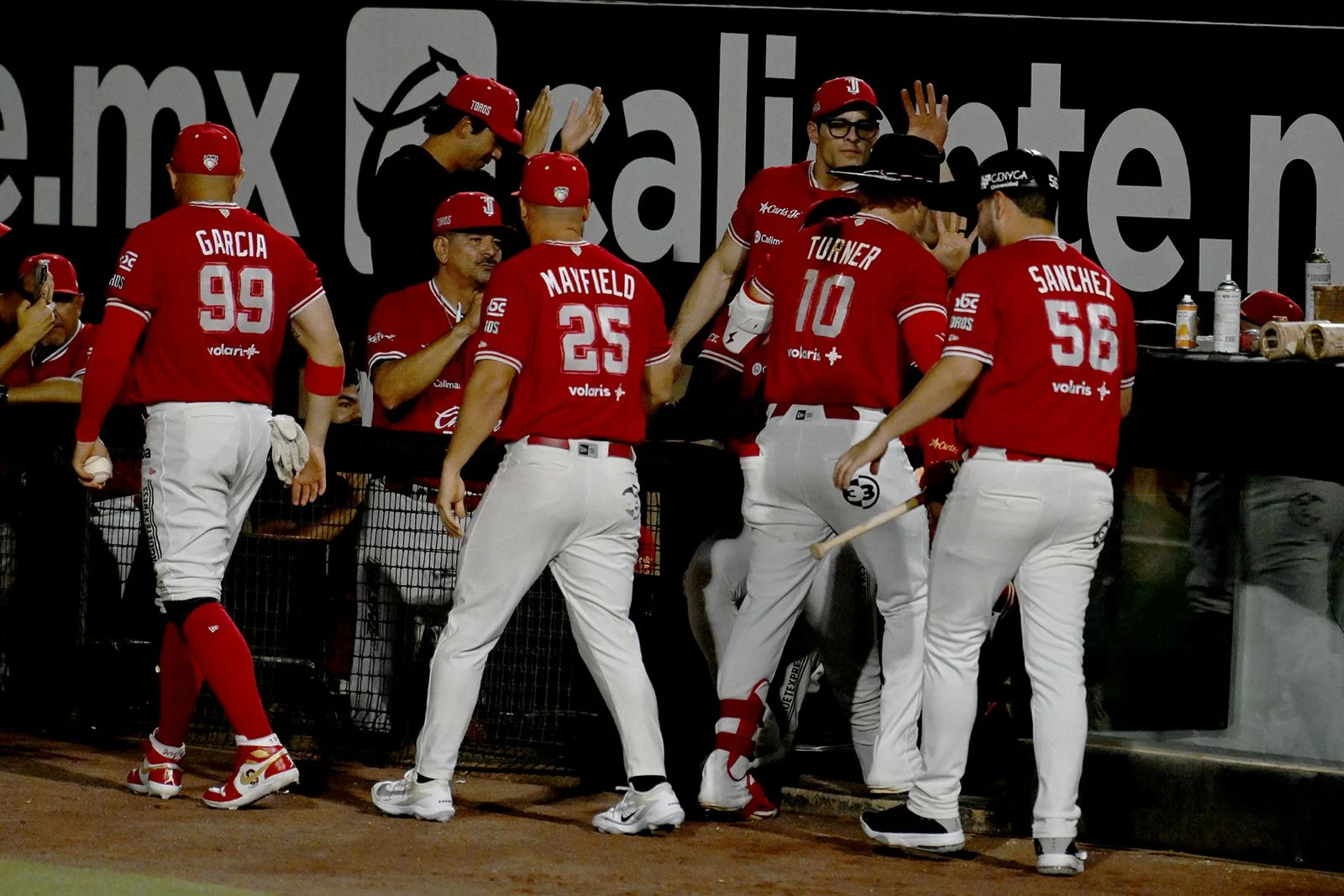 Toros de Tijuana blanquean a Sultanes de Monterrey y pegan primero en la Serie de Campeonato