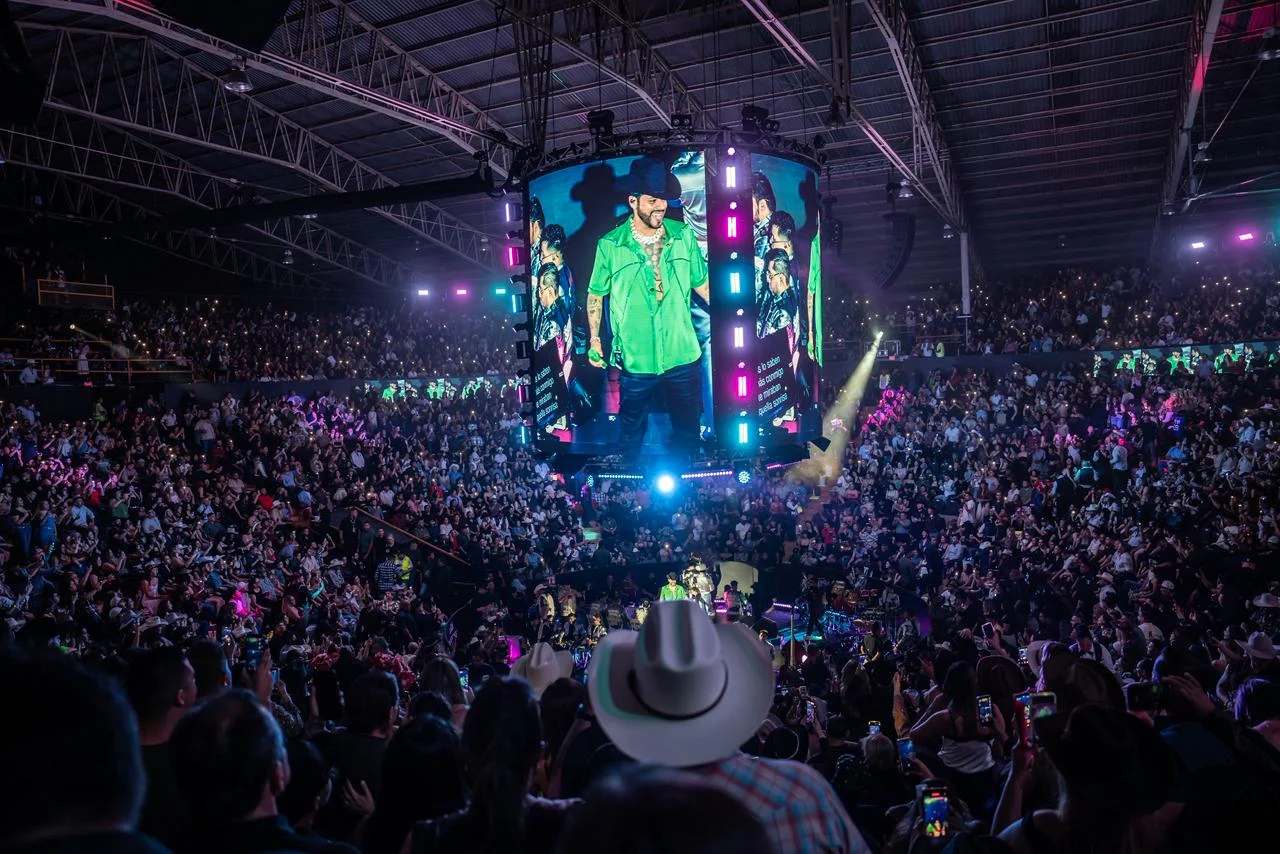 Grupo Firme abarrota el Palenque en la inauguración de la Feria Tijuana 2026