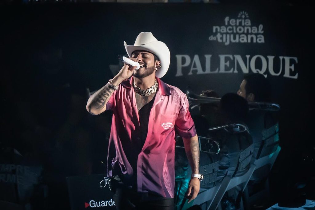 Grupo Firme abarrota el Palenque en la inauguración de la Feria Tijuana 2026