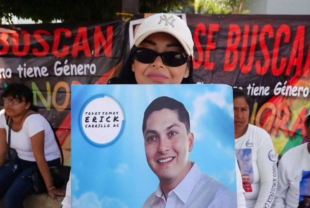 Exigen justicia familias de personas desaparecidas en la glorieta Cuauhtémoc de Tijuana