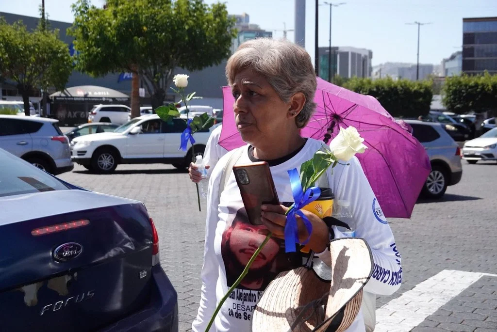Exigen justicia familias de personas desaparecidas en la glorieta Cuauhtémoc de Tijuana
