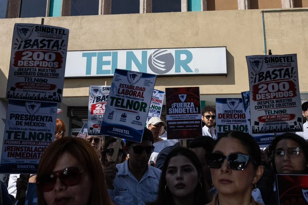 Exigen reinstalación 185 trabajadores despedidos de TELNOR en Tijuana ante inminente huelga
