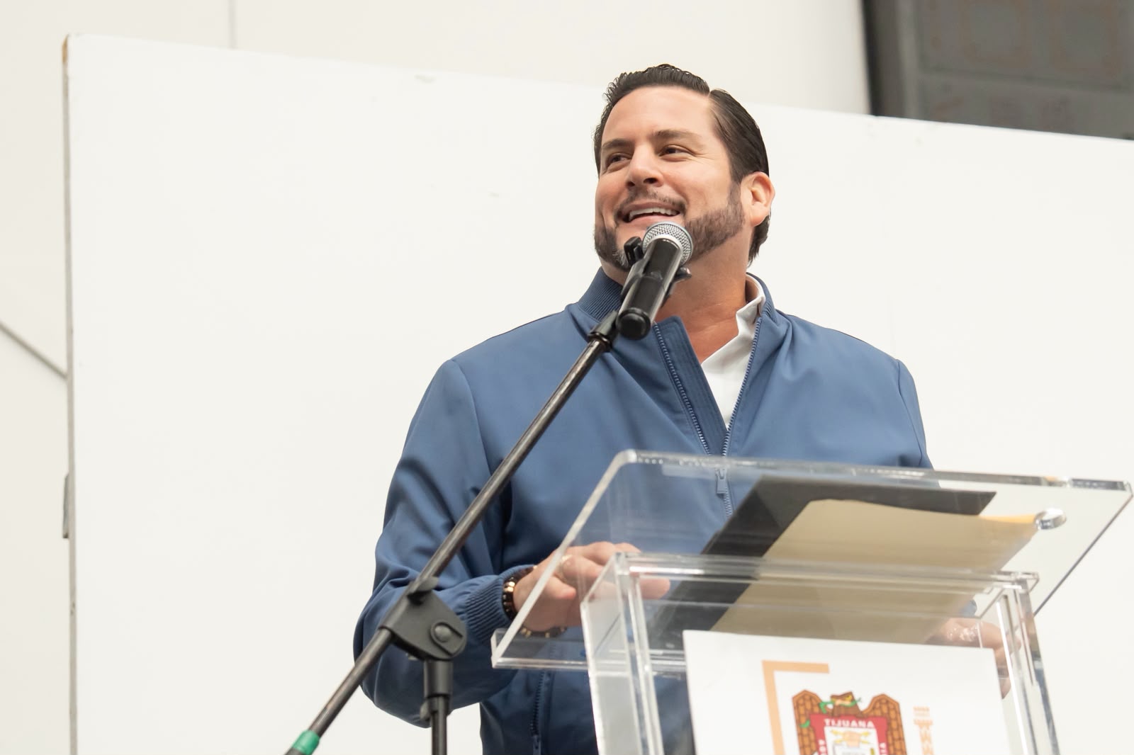 Ismael Burgueño descarta investigaciones en su contra y acusa “guerra sucia”