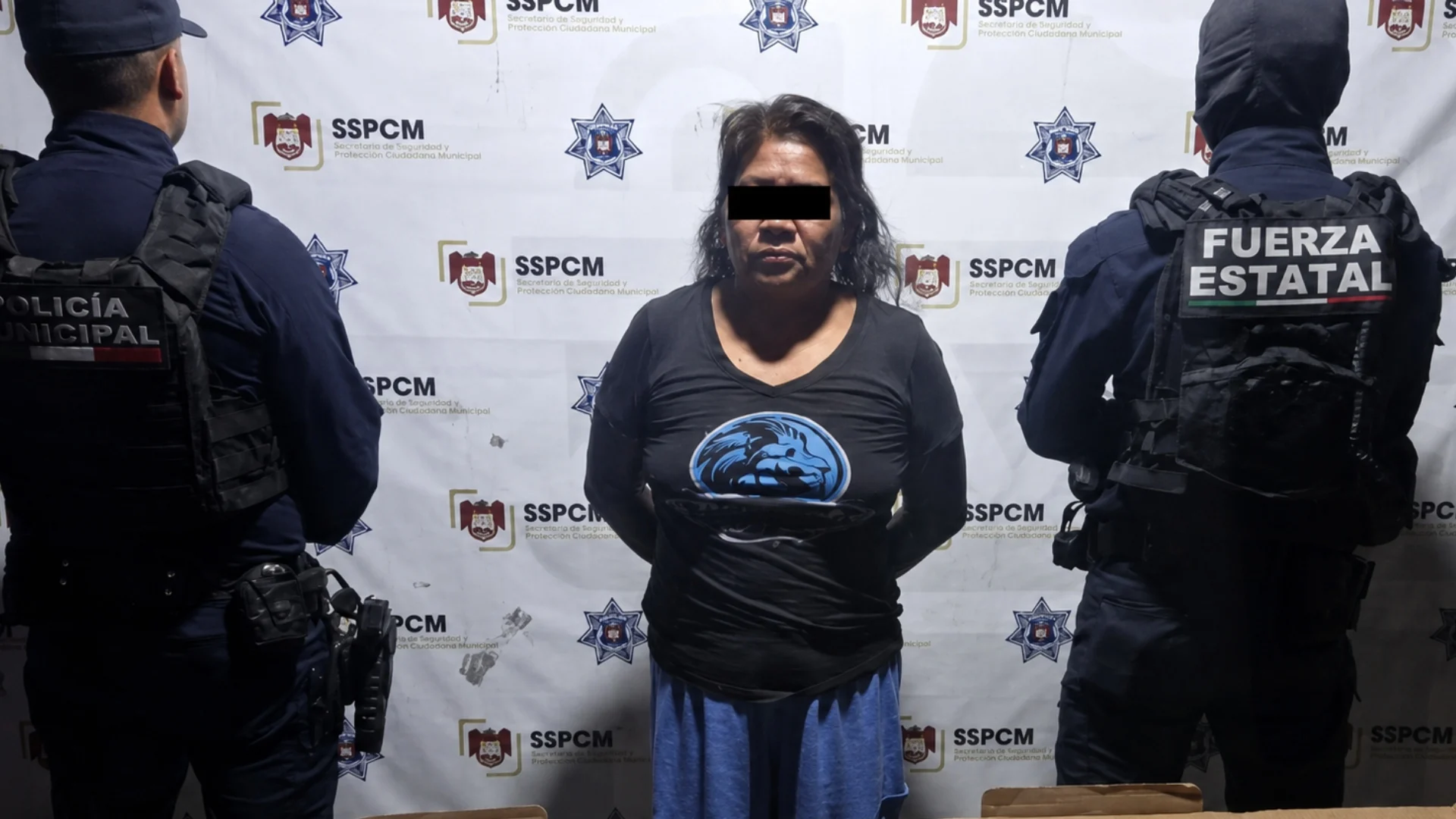 Detienen a mujer con arma larga acusada de privación de la libertad en Terrazas del Valle