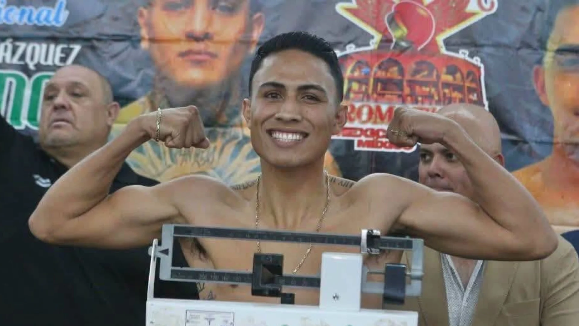 Fallece Arturo Lobito Torres tras desplomarse en el ring