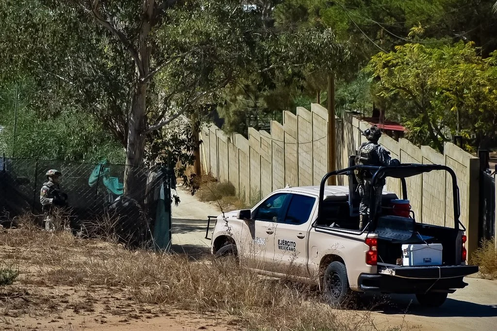 Enfrentamiento armado en Cerro Azul deja dos muertos y cuatro detenidos en Tecate