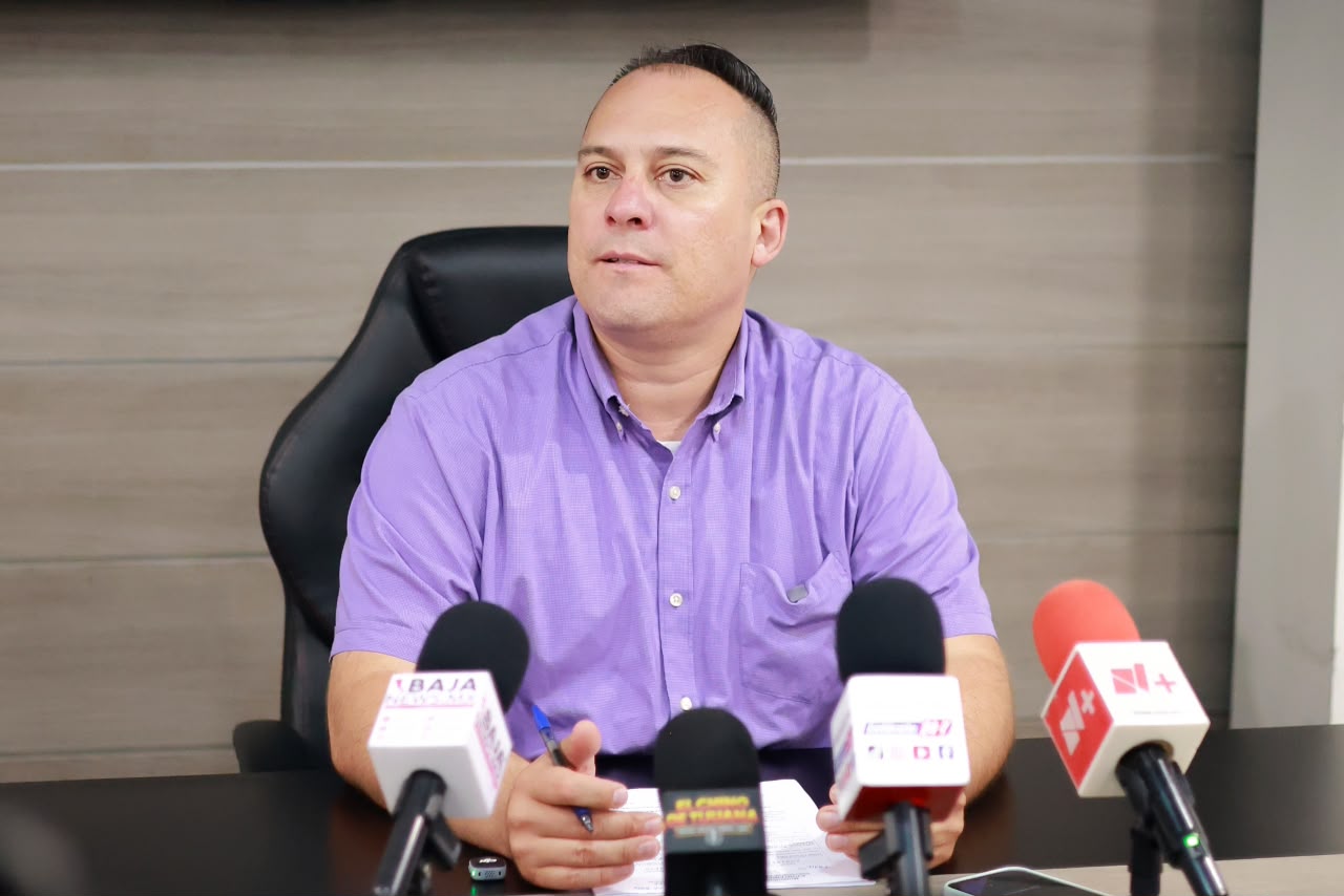 Habilitan desvío en la carretera libre Tijuana-Rosarito por reparación de socavón en Cuesta Blanca