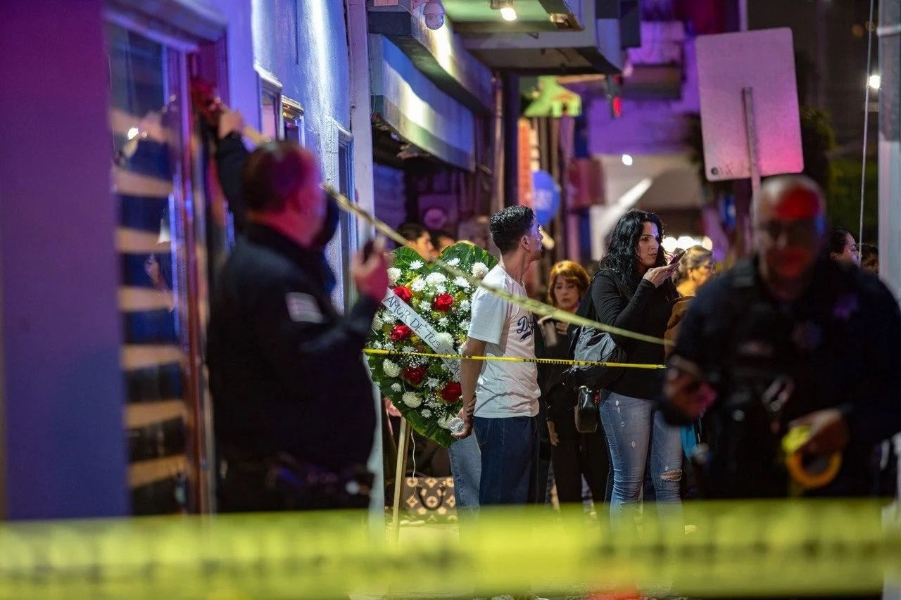Asesinan a hombre afuera de funeraria en la Zona Centro