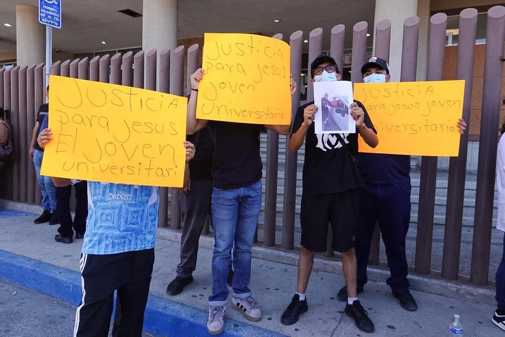 Madre de estudiante de Derecho de la UABC asesinado en Tijuana exige justicia
