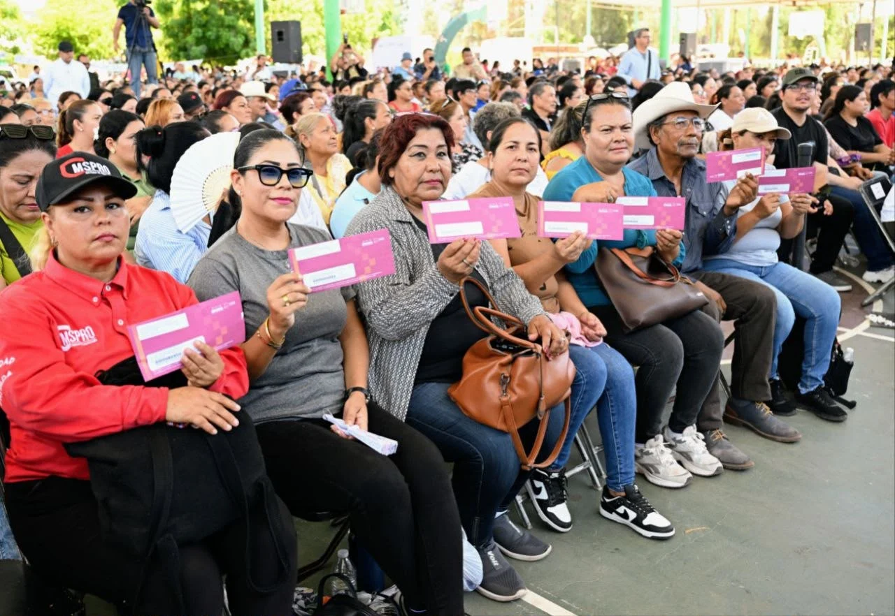 Gobernador Durazo entrega segundo pago de Tarjeta de Oportunidades: beneficia a 16 mil familias