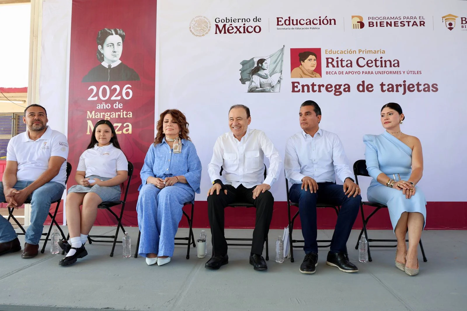Arranca Gobernador Durazo entrega de becas Rita Cetina para alumnas y alumnos de primarias públicas