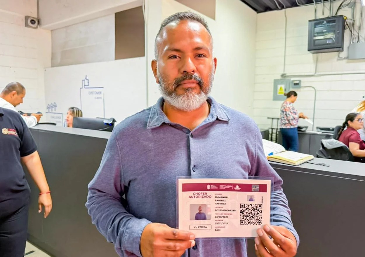 Último mes con 50% de descuento en gafete para choferes de transporte público en Baja California