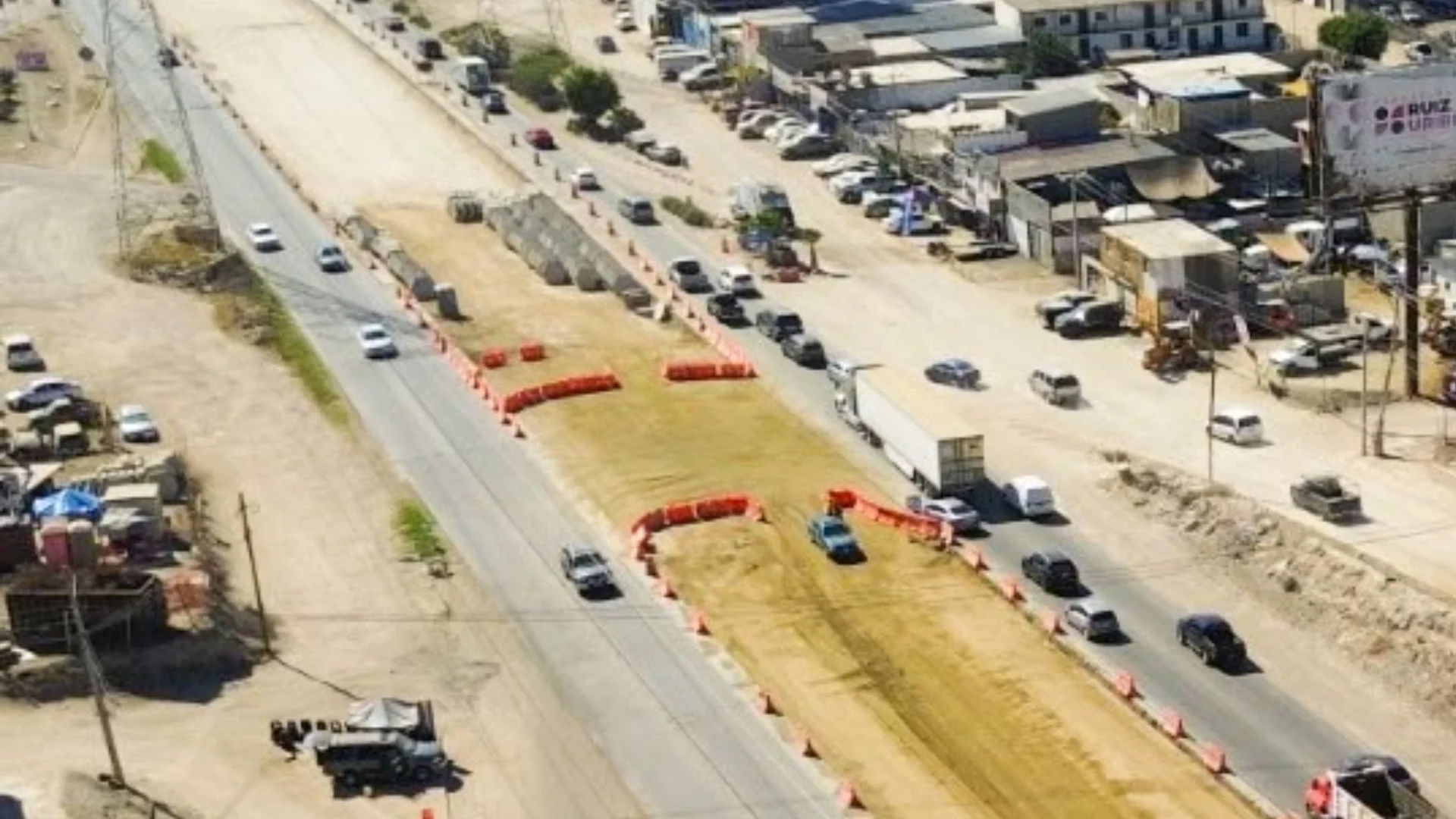 Habilitan nuevo retorno provisional en el Corredor 2000 de Tijuana
