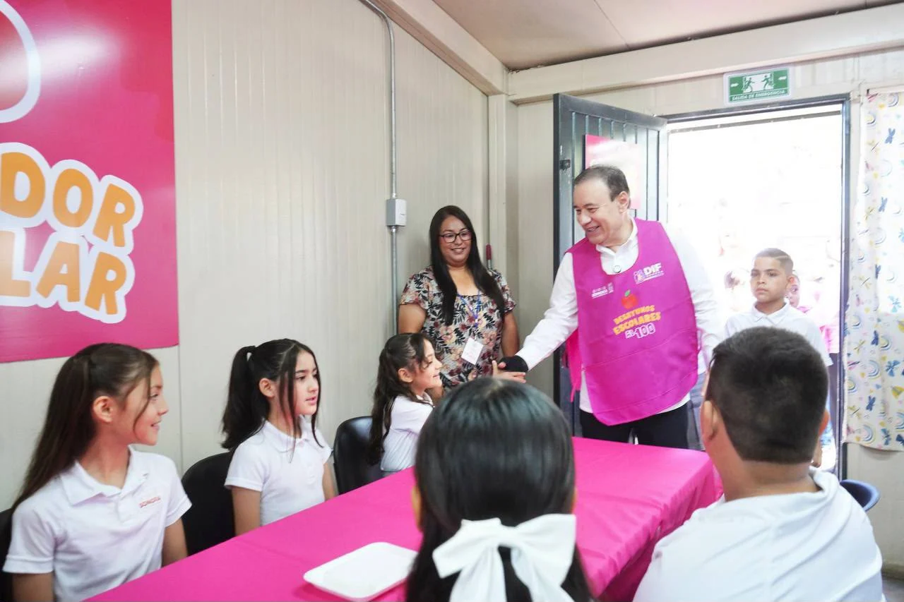 Garantiza Durazo alimentación escolar para estudiantes de Sonora; entrega más de 12.8 millones de raciones este año