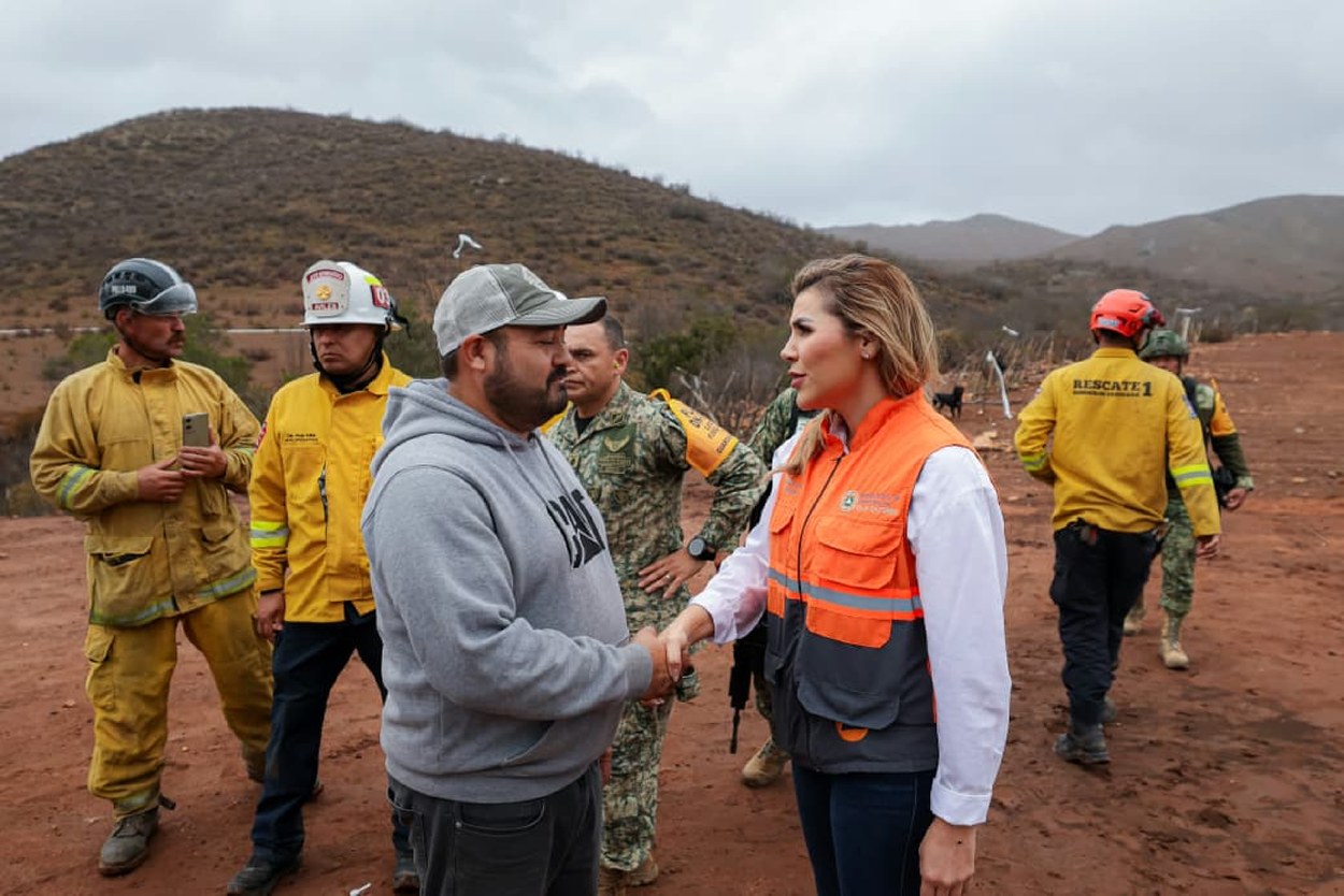 Con apoyo de Defensa y gobierno de Marina del Pilar rescatan a familias atrapadas por las lluvias en Rancho Génesis