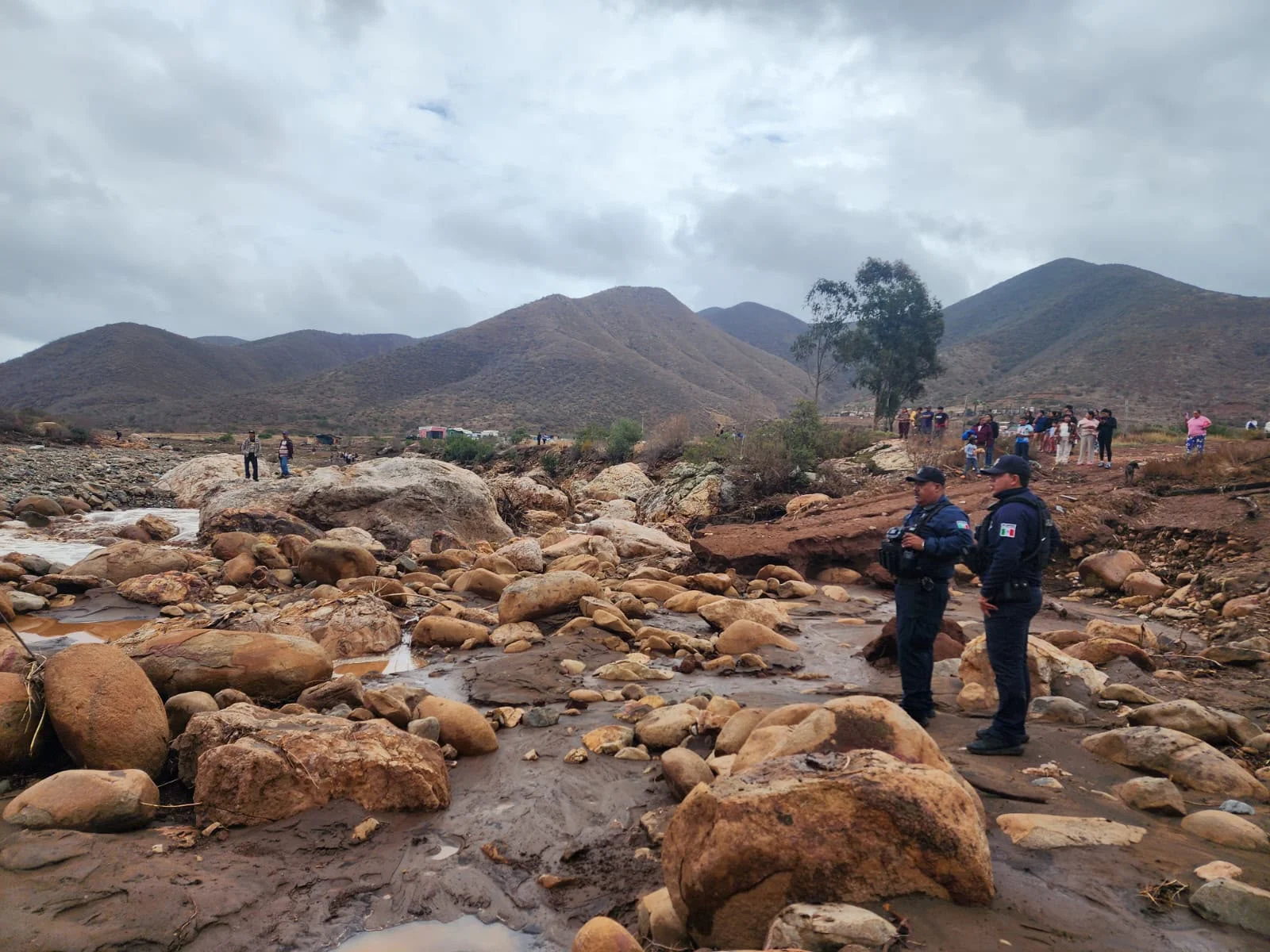 Localizan sin vida a tres personas durante operativo de búsqueda en Ensenada; cinco siguen desaparecidas