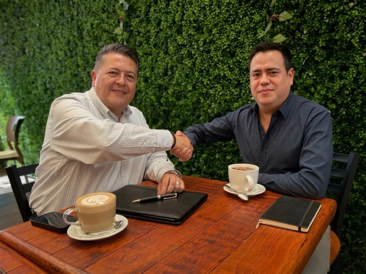 Autotransporte Libres y Movinker firman convenio para modernizar unidades