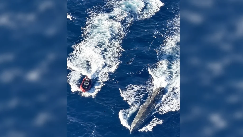 Guardia Costera busca a 11 náufragos al oeste de Ensenada