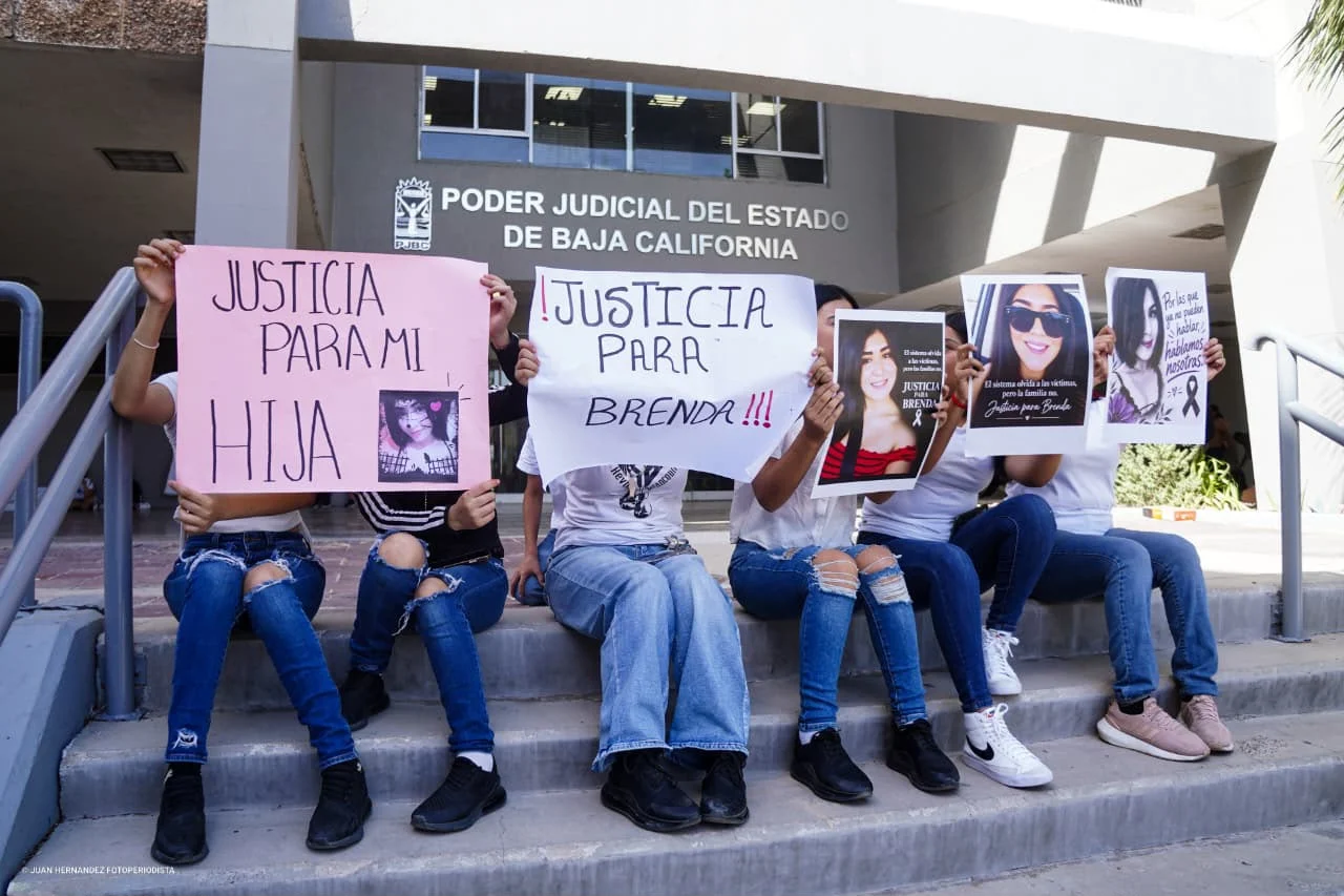 Familiares de Brenda protestan en Mexicali por retraso de cuatro años en caso de feminicidio
