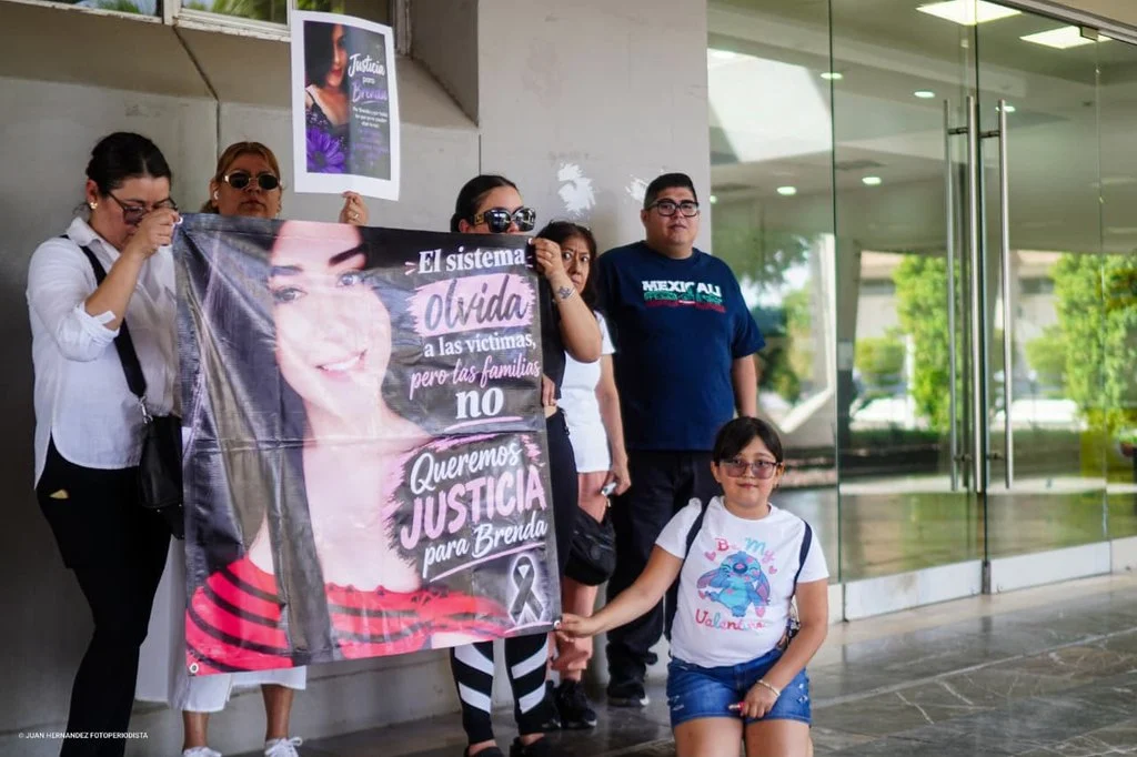 Familiares de Brenda protestan en Mexicali por retraso de cuatro años en caso de feminicidio