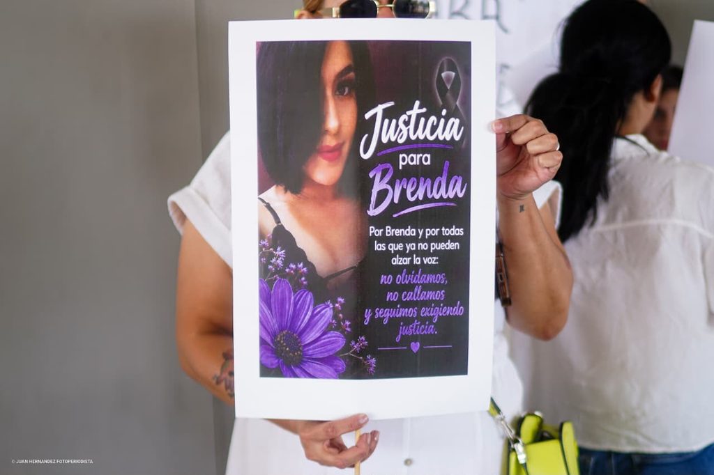 Familiares de Brenda protestan en Mexicali por retraso de cuatro años en caso de feminicidio