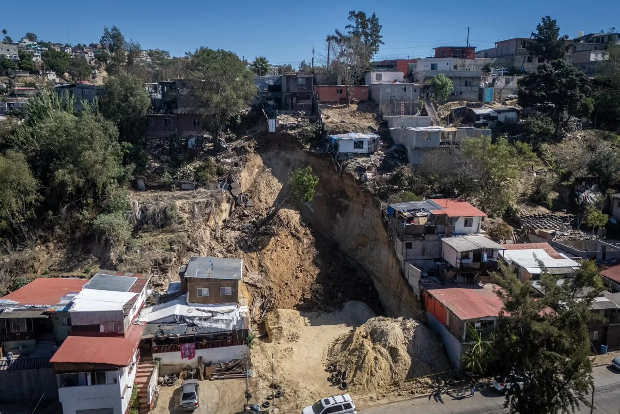 Deslizamiento de tierra en Pedregal de Santa Julia moviliza a autoridades