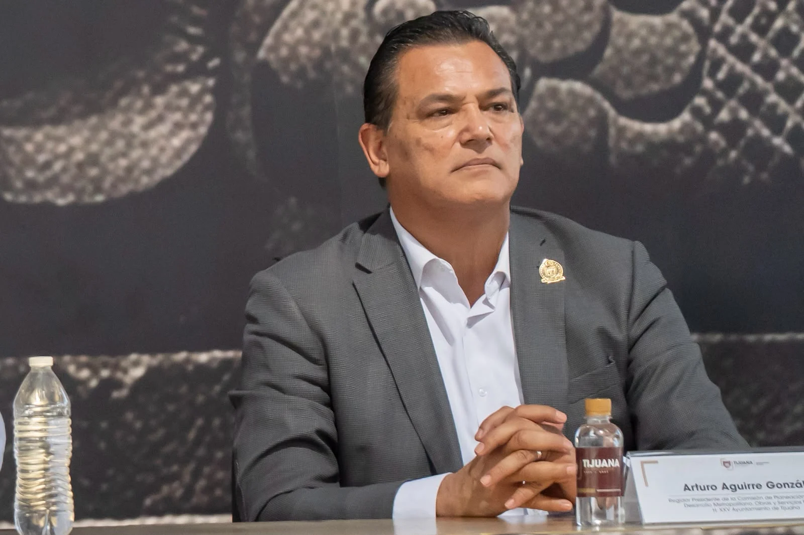 Arturo Aguirre  rechaza acusaciones de exalcaldesa sobre presunto soborno por litigios del SITT