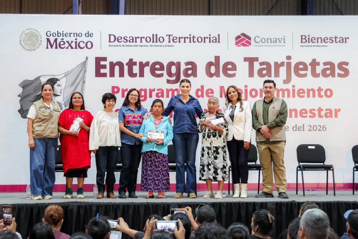 Entregan apoyos de 40 mil pesos para mejoramiento de vivienda en San Quintín y Ensenada