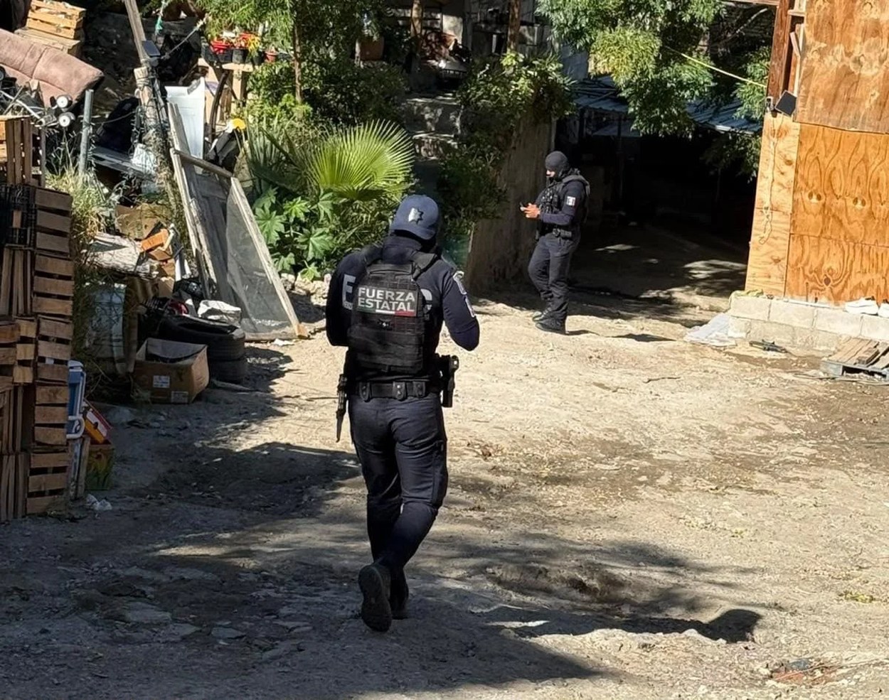 Rescatan a menor de 16 años privada de su libertad por chofer de aplicación