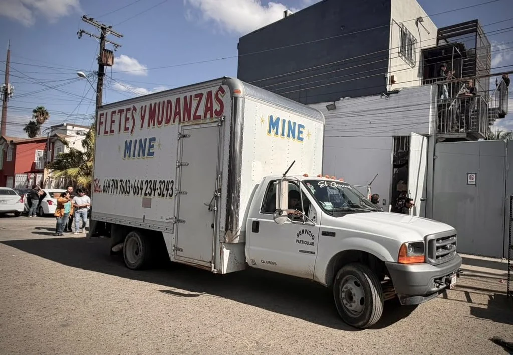 Desalojan oficinas de Casa Morena en Tijuana por presunto adeudo de rentas