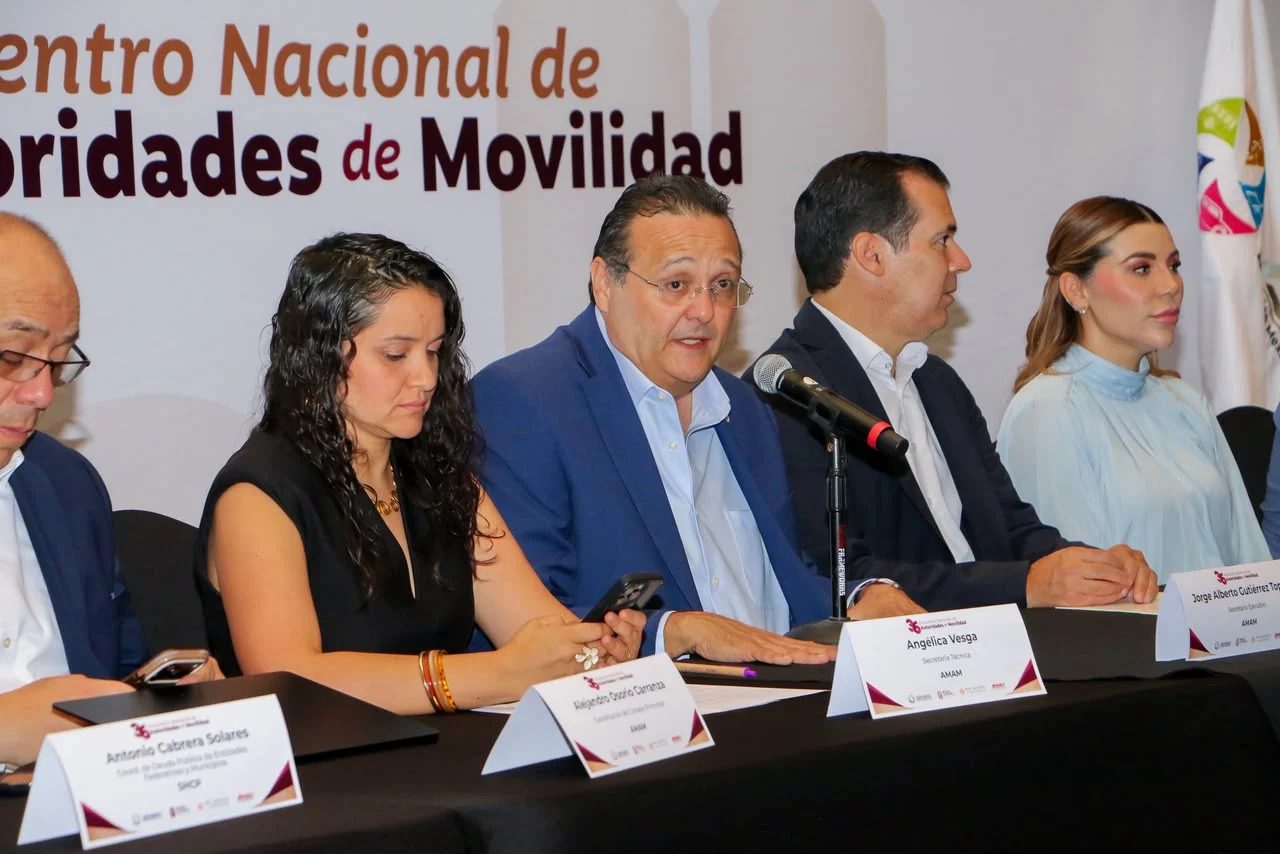 Tijuana alberga cumbre nacional para acelerar transporte público sustentable y electromovilidad
