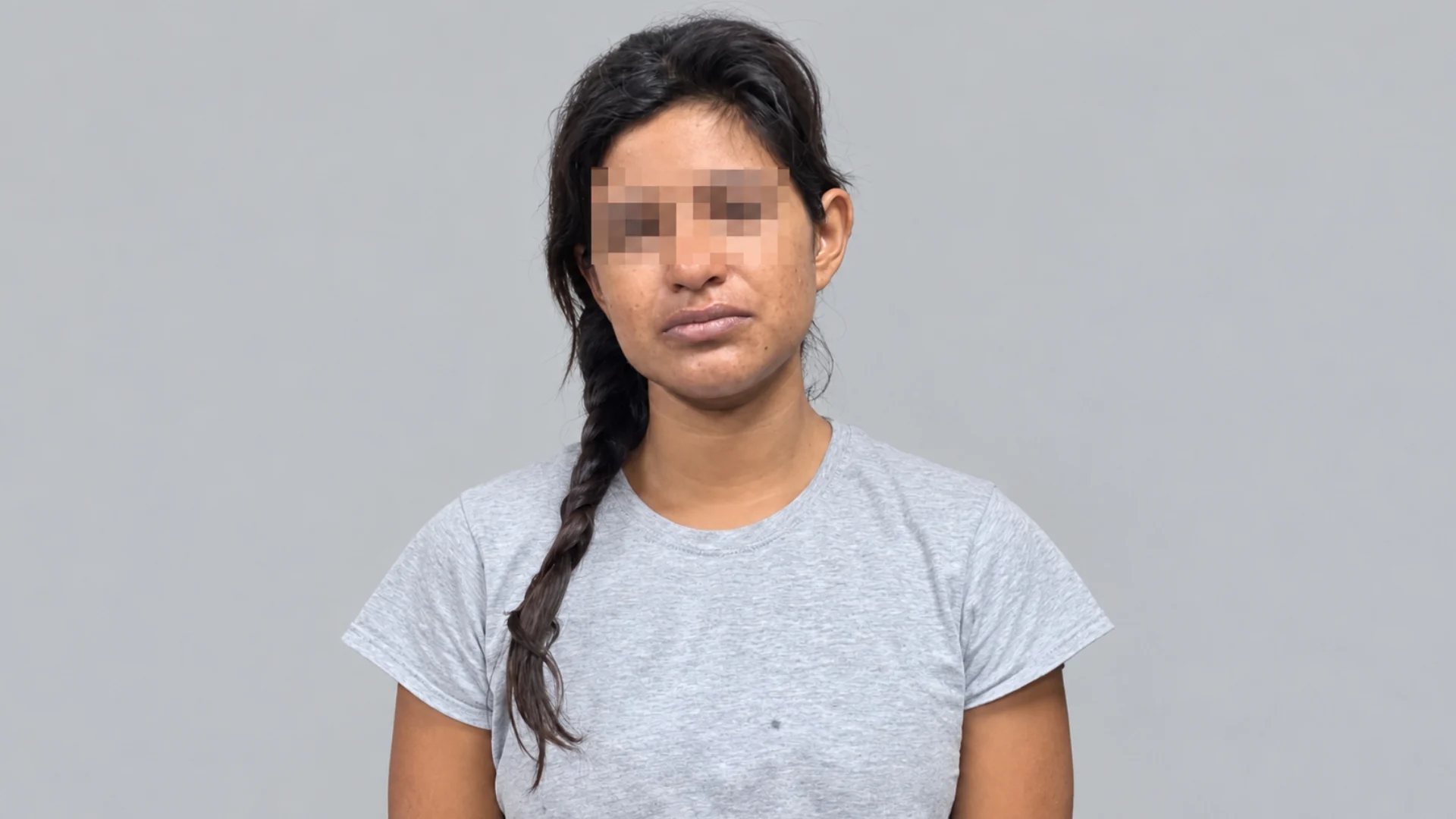 Madre queda en prisión tras el fallecimiento de su hijo por ingerir ácido